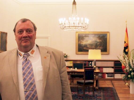 Ralf Schreiber im Arbeitszimmer des Bundespräsidenten