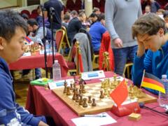 GM Hao Wang (China) und GM Alexander Donchenko in Runde 3