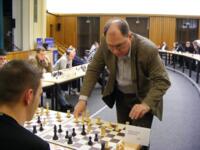 Uwe Bönsch beim Simultanspiel bei der Bundeswehr 2012