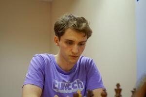 Alexander Donchenko ist die Nummer 1 im offenen Turnier