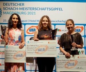 Carmen Voicu-Jagodzinsky (2.), Hanna Marie Klek (1.) und Melanie Lubbe (3.)