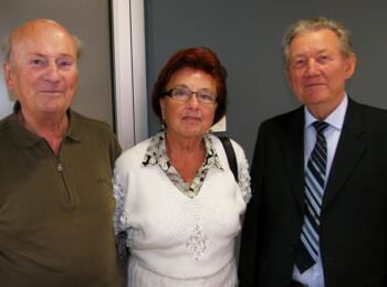 Fernschach-Exweltmeister Horst Rittner (1930-2021) mit seiner Frau und Ernst Bönsch 2011 beim Berliner Politikerturnier