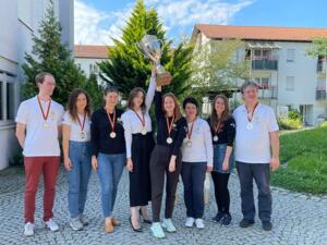 Vlnr: Teamcaptain Maximilian Müller, Olga Babiy, Anastasia Savina, Dina Belenkaya, Alexandra Obolentseva, Tatjana Melamed, Jana Schneider, 1. Vorsitzender Jürgen Müller