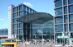 Früher Lehrter Bahnhof, heute Hauptbahnhof