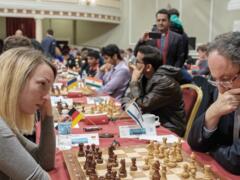 IM Elisabeth Pähtz und GM Boris Gelfand (Israel) in Runde 7