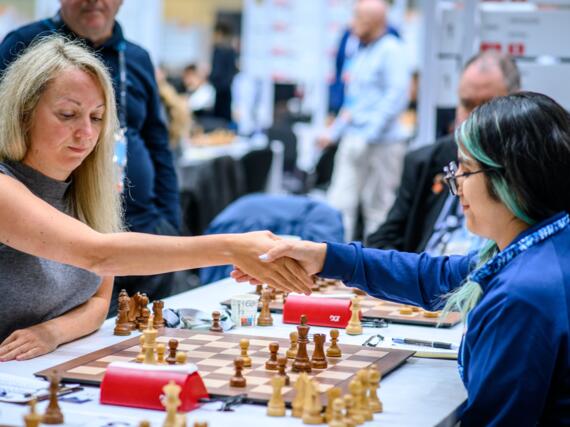 Elisabeth Pähtz gegen WIM Maria Jose Campos (Argentinien)