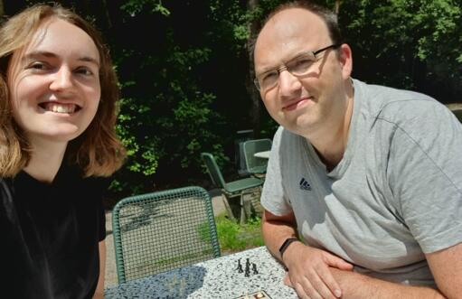 Helena Schwinghammer lernt Schach von Gerhard Riewe