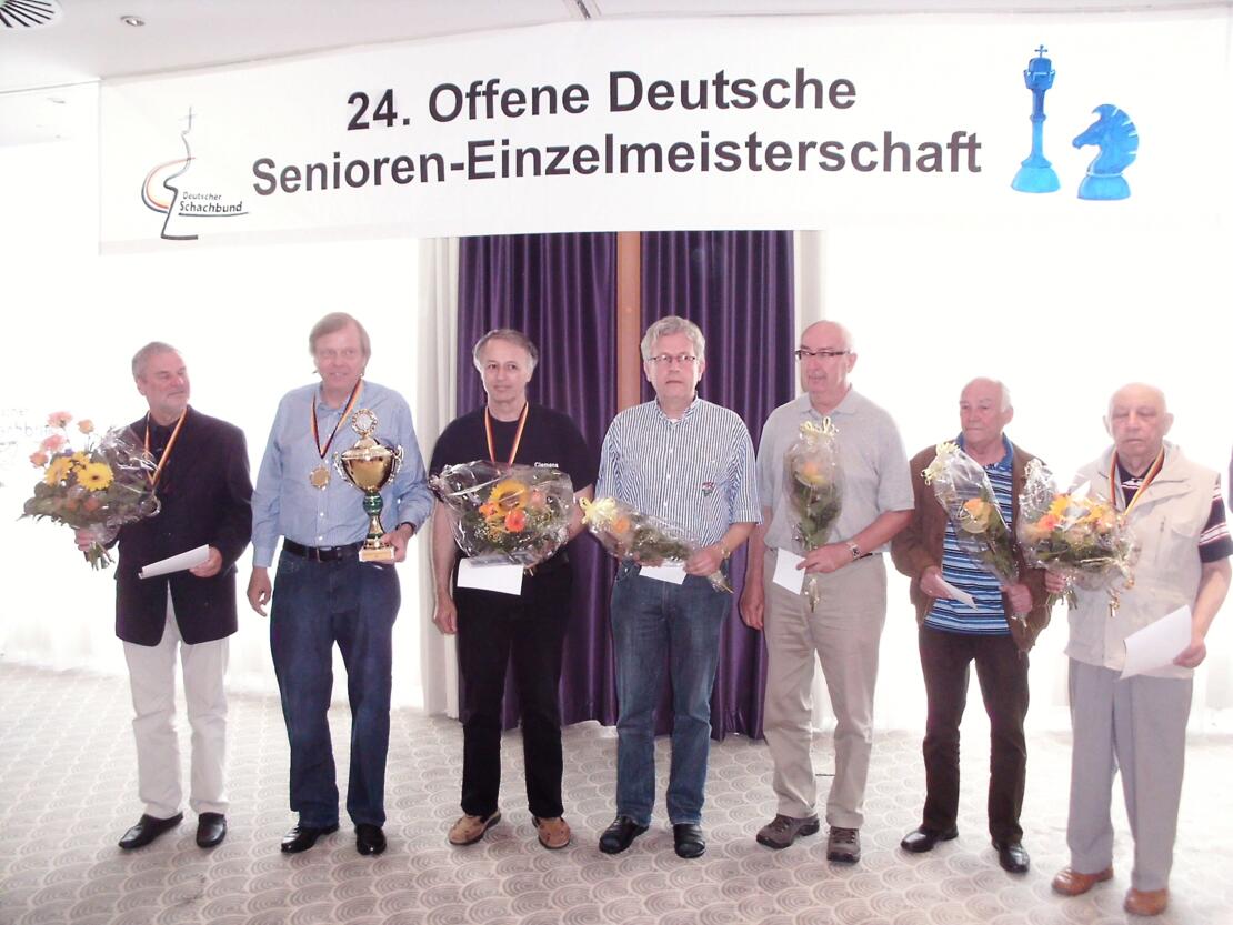 V.l.n.r. FM Dr Bernd Baum, FM Bodo Schmidt, FM Clemens Werner, FM Peter Rahls, FM Jefim Rotstein, FM Eduard Bachmatow