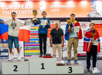 Siegerehrung U14. Rechts neben dem Dritten: Havard Haug (Norwegen).